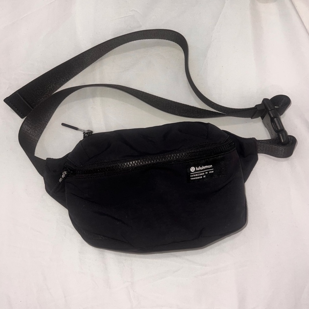 Lululemon Black Belt Bag